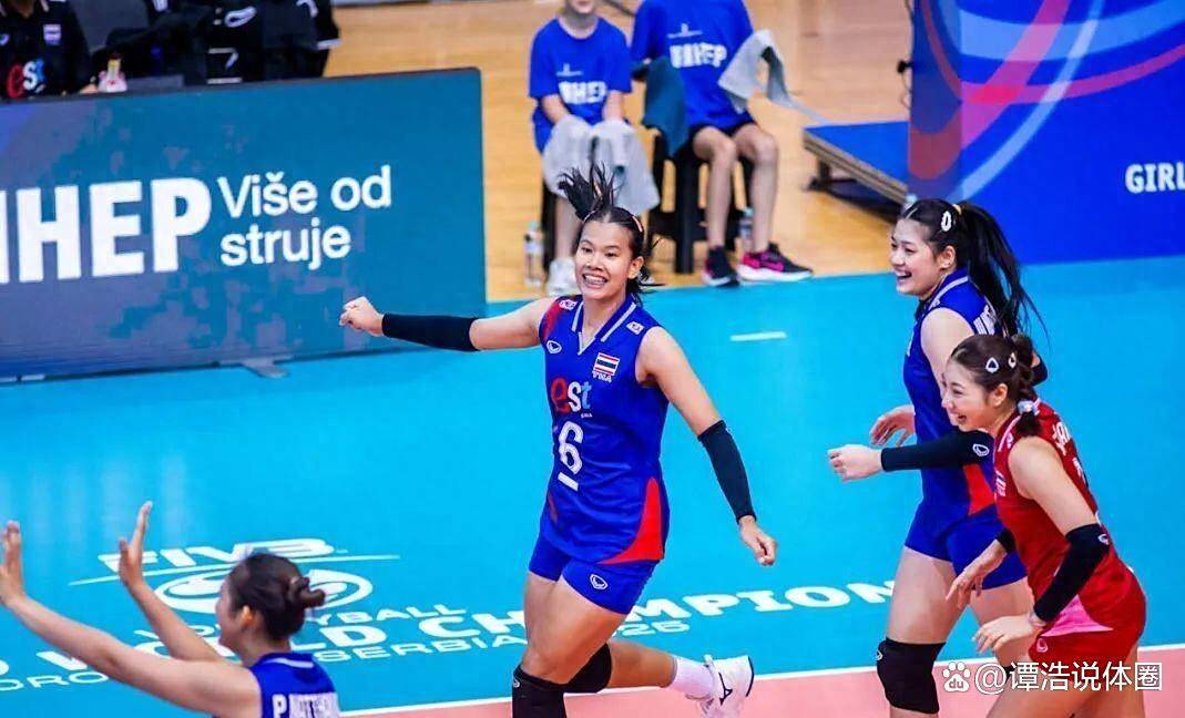 泰国女排豪取五连胜,晋级半决赛 泰国女排豪取五连胜,晋级半决赛