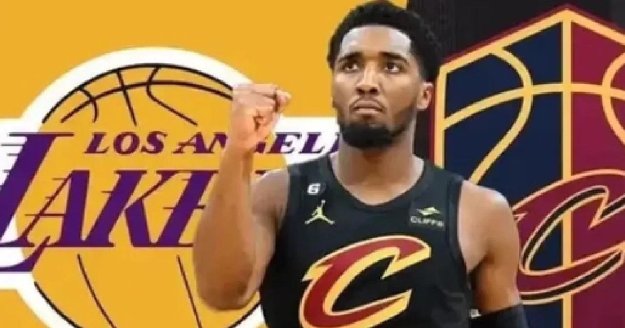 米切尔、穆雷大秀得分本领,率队取胜的简单介绍 米切尔、穆雷大秀得分本领,率队取胜的简单介绍