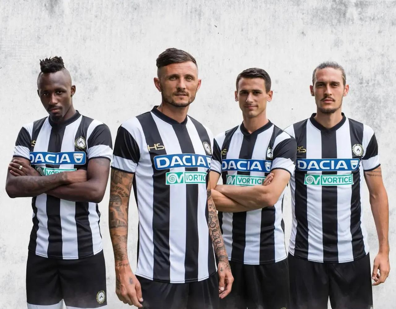 关于卡利亚里客场战平帕尔马,联赛前区分为空防出色的信息 关于卡利亚里客场战平帕尔马,联赛前区分为空防出色的信息