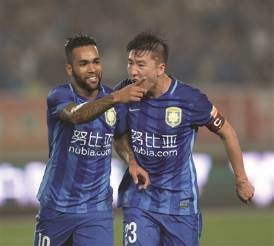 广州富力惊险逆转,送走对手的惊喜胜利 广州富力惊险逆转,送走对手的惊喜胜利