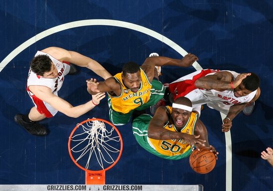 关于尼克苦战猛龙不敌,兰多夫38分狂砍的信息 关于尼克苦战猛龙不敌,兰多夫38分狂砍的信息