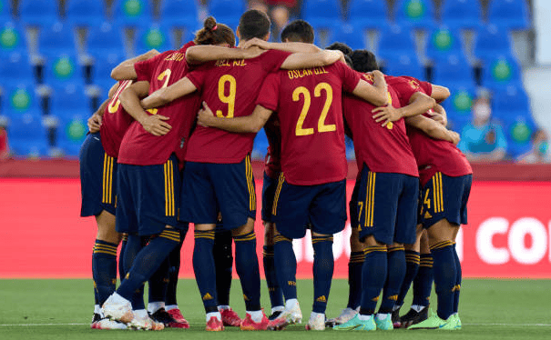 罗马尼亚胜出携手晋级欧洲杯淘汰赛的简单介绍 罗马尼亚胜出携手晋级欧洲杯淘汰赛的简单介绍